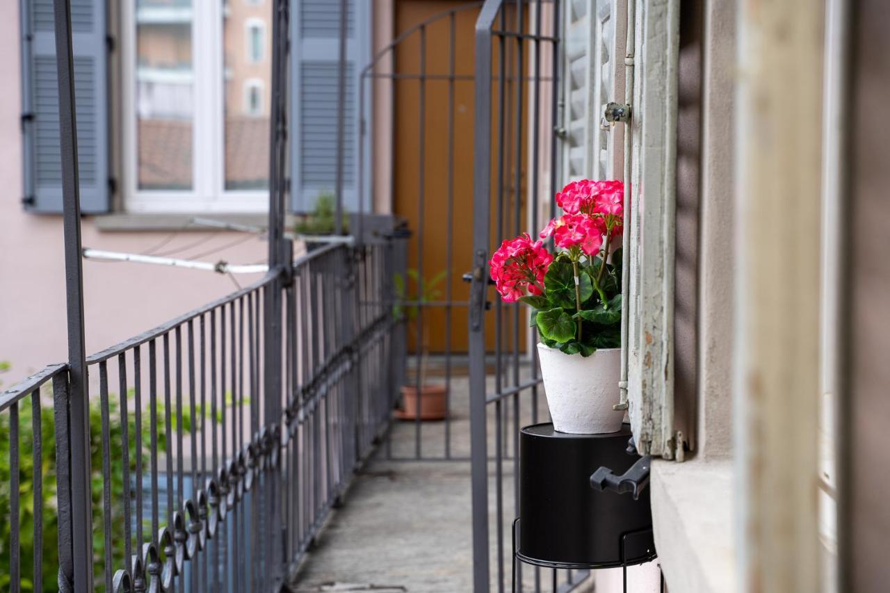 Portatorre Suite, A Charming Apartment In The Heart Of Como, Free Private Parking, Air Conditioning & More! Dış mekan fotoğraf