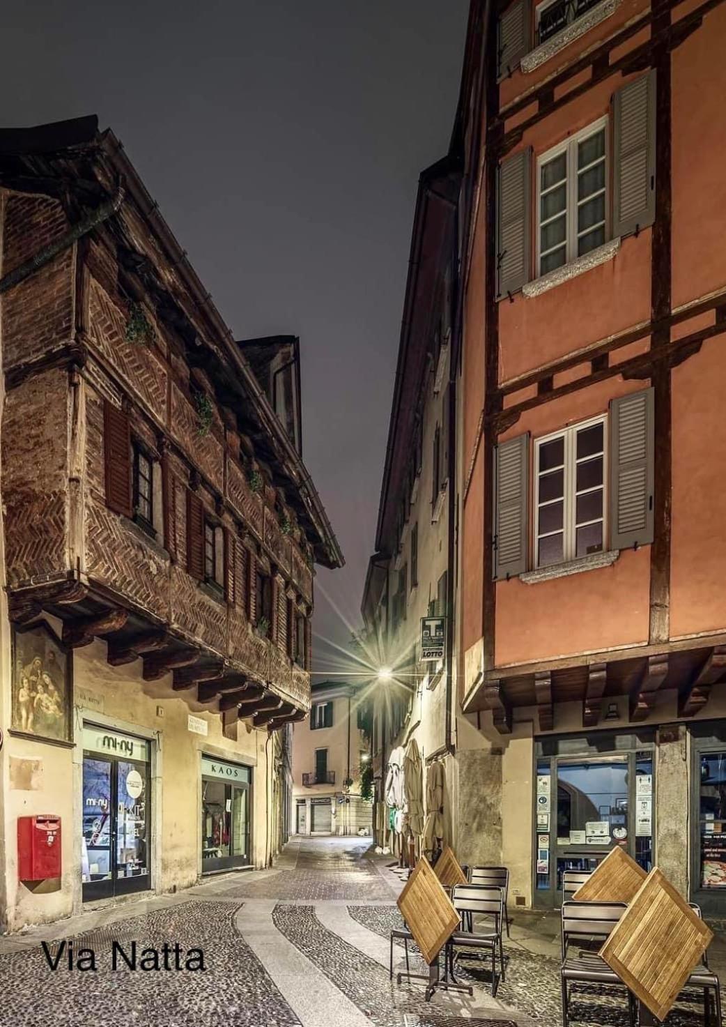 Portatorre Suite, A Charming Apartment In The Heart Of Como, Free Private Parking, Air Conditioning & More! Dış mekan fotoğraf
