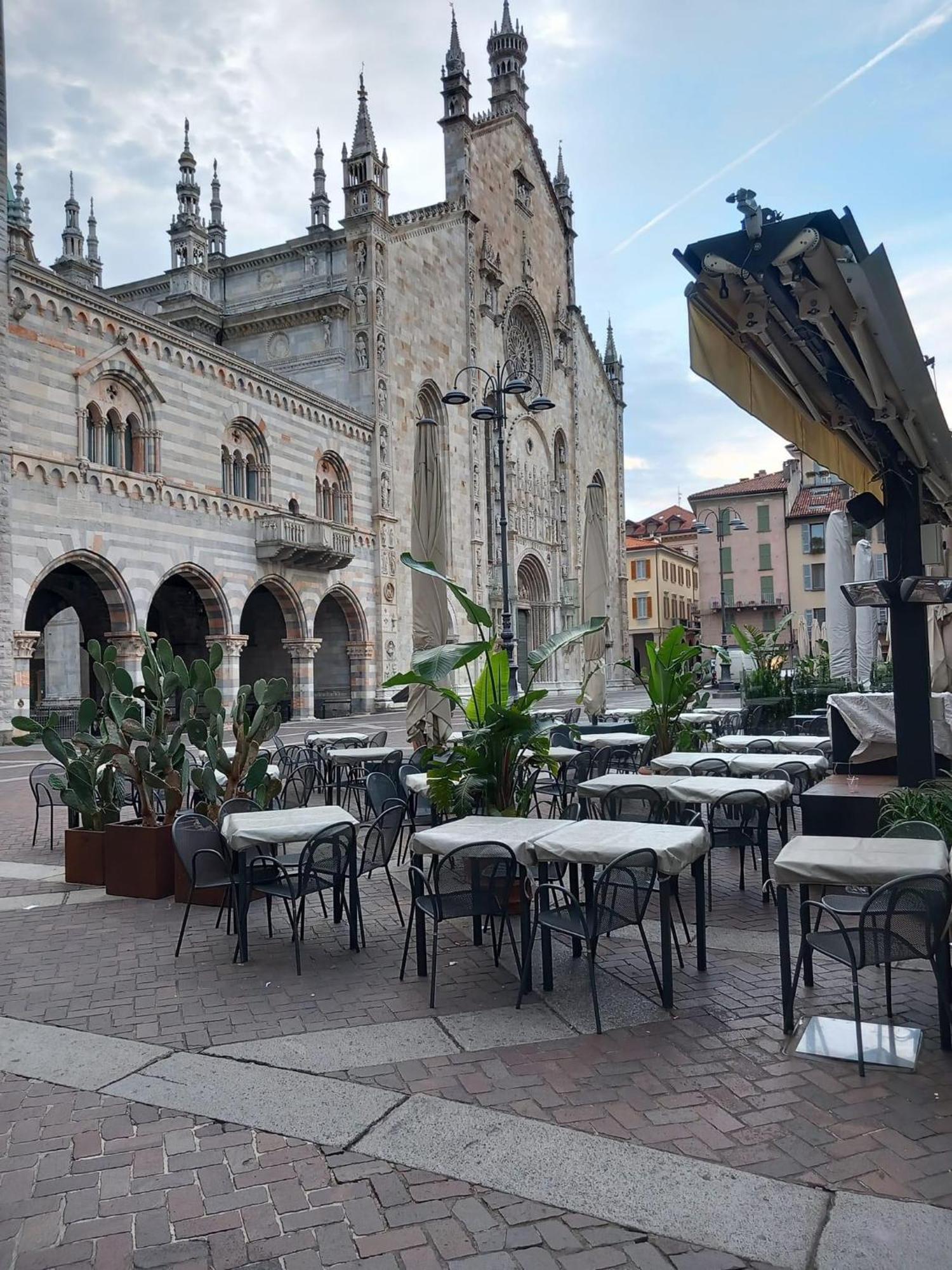 Portatorre Suite, A Charming Apartment In The Heart Of Como, Free Private Parking, Air Conditioning & More! Dış mekan fotoğraf