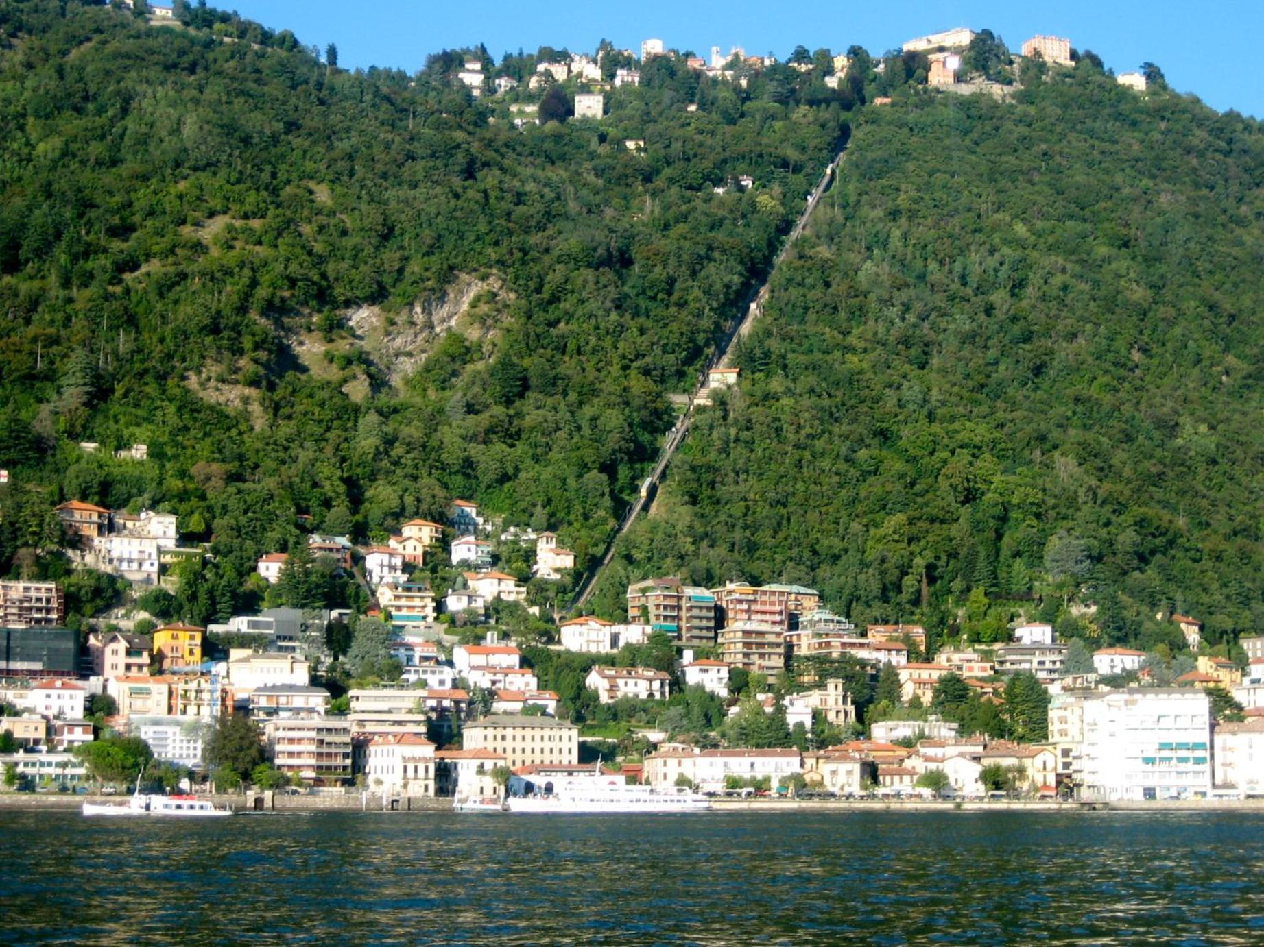 Portatorre Suite, A Charming Apartment In The Heart Of Como, Free Private Parking, Air Conditioning & More! Dış mekan fotoğraf