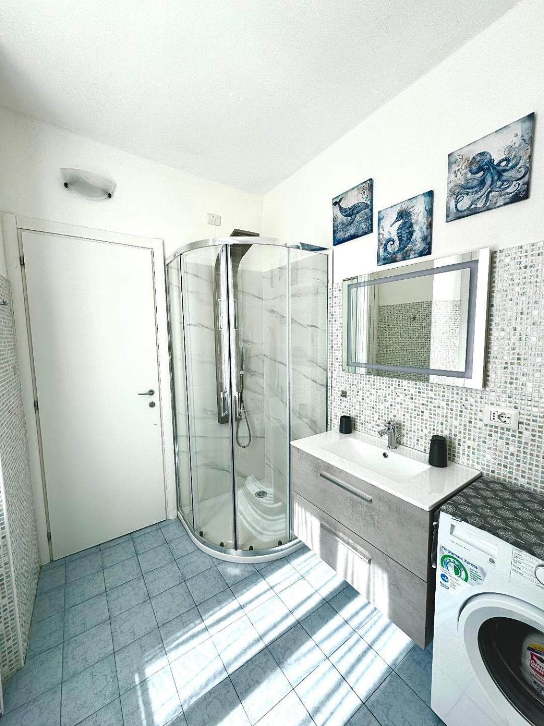 Portatorre Suite, A Charming Apartment In The Heart Of Como, Free Private Parking, Air Conditioning & More! Dış mekan fotoğraf